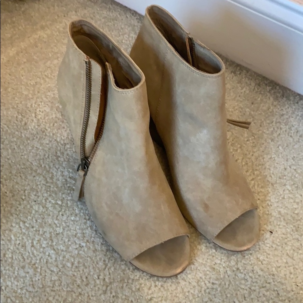 heels
